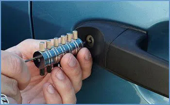 Amber Locksmith Shop Cerritos, CA 562-343-9832 - 14a-auto-locksmith
